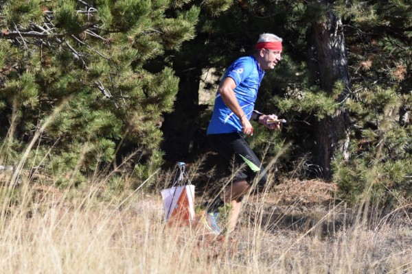 156 малки и големи участници се включиха в традиционното Никулденско бягане