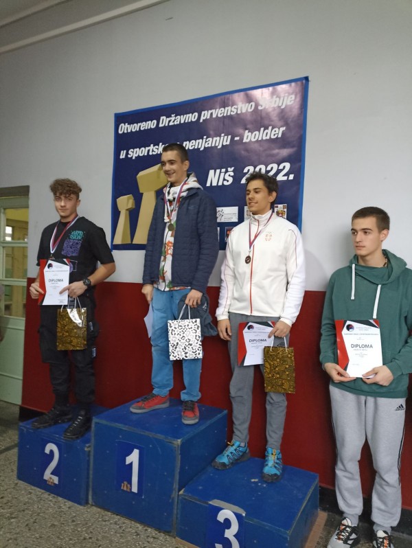 Катерачите от “Селт“ се завърнаха с три медала от Държавното в Сърбия