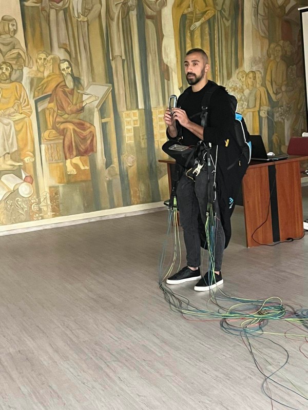 Как един парапланерист “кацна“ в Ръжена