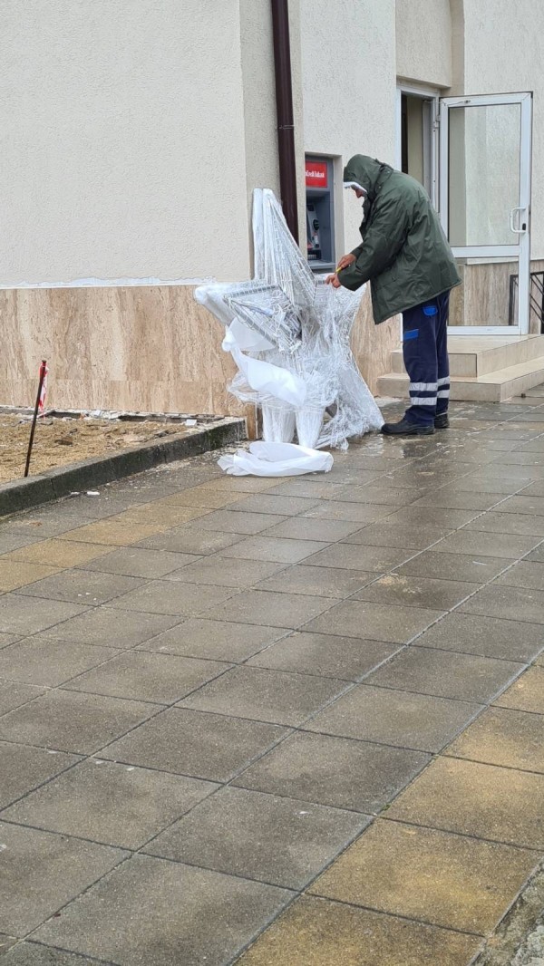 И павелбанци палят коледните светлини на 9-и декември