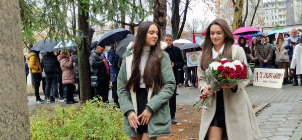 Петко Стайнов – внук: Той много обичаше Казанлък и имате основания да се гордеете с него като ваш съгражданин!