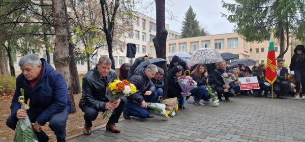 Петко Стайнов – внук: Той много обичаше Казанлък и имате основания да се гордеете с него като ваш съгражданин!