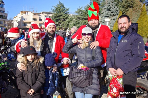 Моторизирани Дядоколедовци отново ще зарадват малчуганите на Казанлък