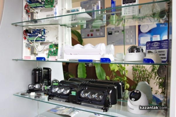 Осигурете си спокойствие и сигурност по празниците с T.F. Security