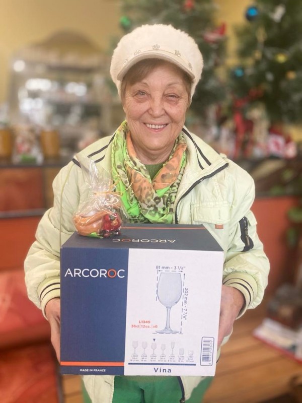 Коледа в клуб Хармония СПА - партита, подаръци и благородни каузи