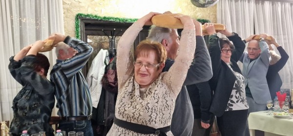 Кметът на Казанлък към златните двойки: Вие сте достойни казанлъчани, хора и семейства за пример