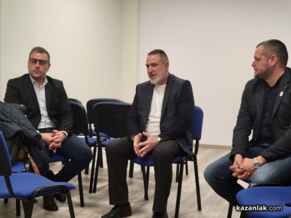 Митрополит Киприан, Галина Стоянова и Ротари клуб в подкрепа на Поликлиниката за закупуване на скенер