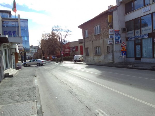 Временна организация за безопасност на движението по ул.„Христо Ботев“ в Казанлък