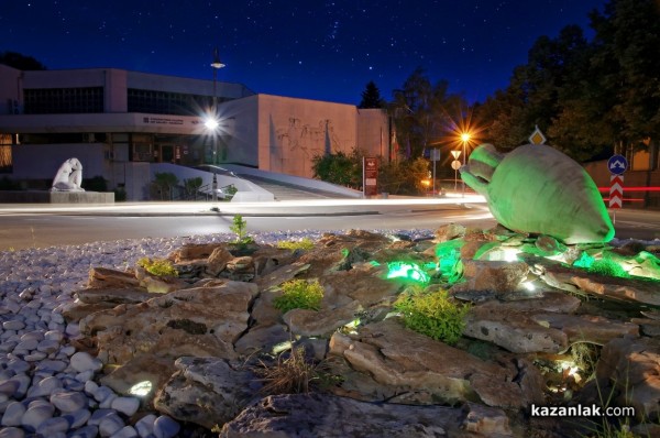 Казанлъшки творци с обща, последна за тази година изложба в Галерията / Новини от Казанлък