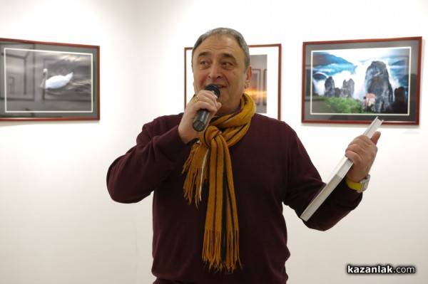 Тодор Тилев спечели първото място в Петия салон на казанлъшките фотографи