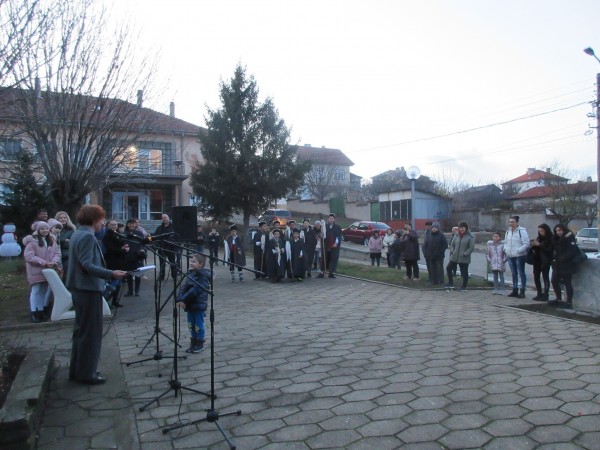 Благотворителен базар в с.Копринка събра 500 лв. в подкрепа на Гита Славова