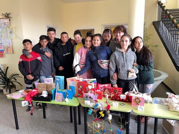 Благотворителен коледен базар в с. Хаджидимитрово събра 541 лв. в подкрепа на Гита Славова 