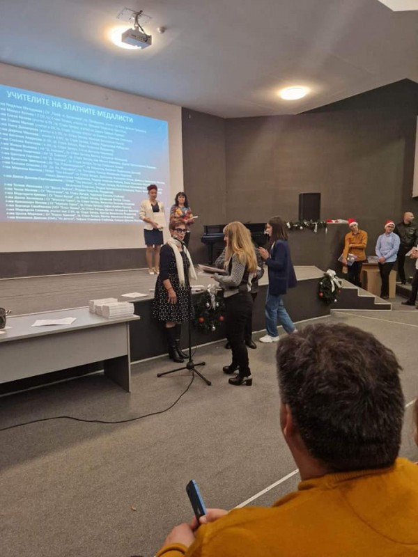 Първокласник от ОУ “Св. Паисий Хилендарски“ спечели златото в математическо състезание за таланти 