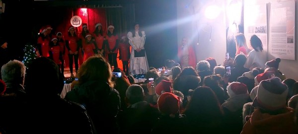 С концерт и коледари шипченци дадоха старт на коледните празници