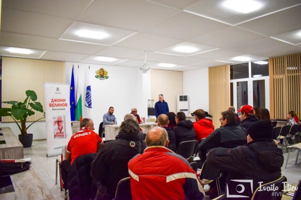 Легендата на ЦСКА Георги Велинов гостува в Павел баня