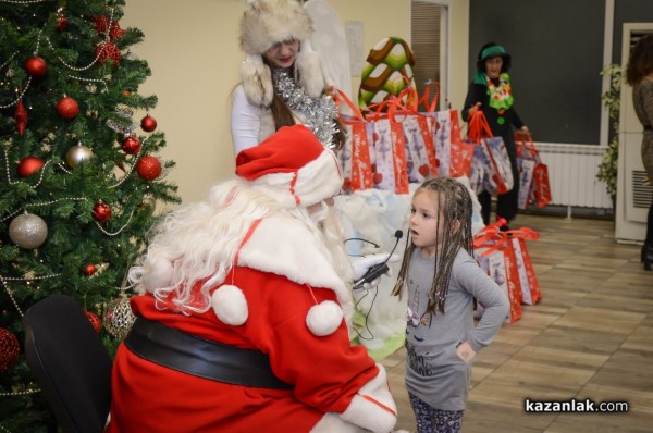 За поредна година Дядо Коледа зарадва децата на „М+С Хидравлик“ АД