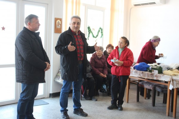 Жителите на Овощник успяха да съберат над 1500 лв. за ремонта на църквата в селото