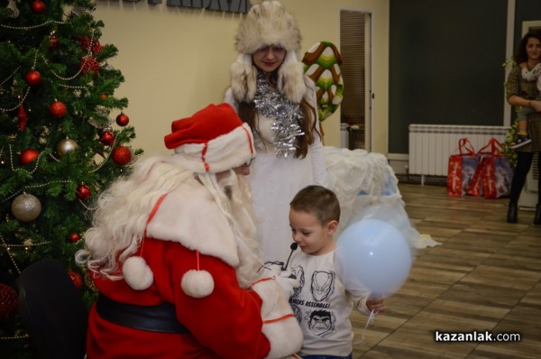 За поредна година Дядо Коледа зарадва децата на „М+С Хидравлик“ АД