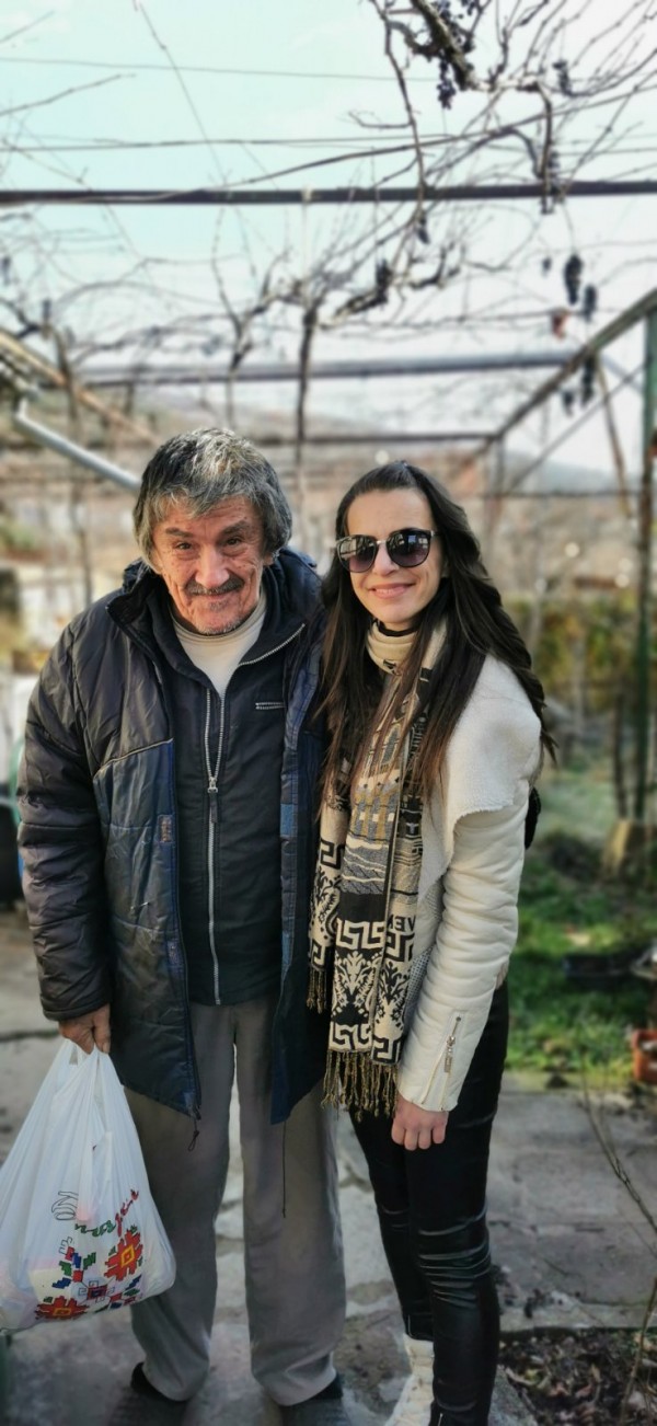 55 домакинства от град Шипка  получиха пакети с хранителните продукти на Игнажден