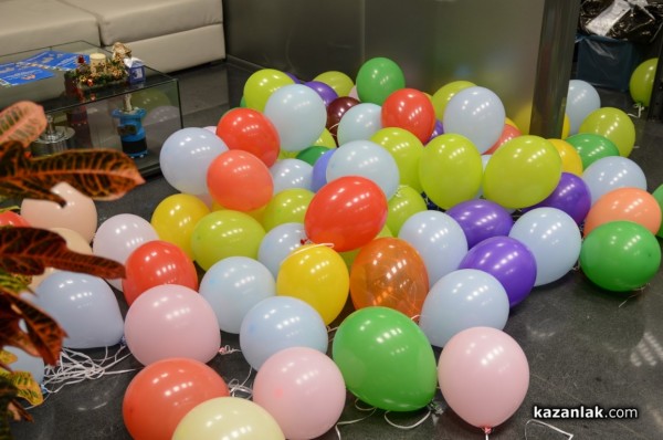 За поредна година Дядо Коледа зарадва децата на „М+С Хидравлик“ АД