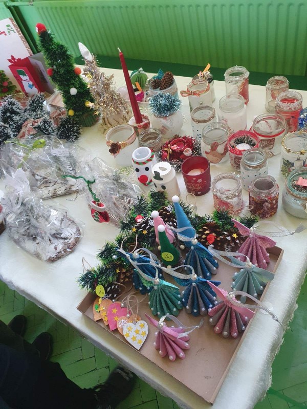 Благотворителният базар в ОУ „Св. Паисий Хилендарски“, събра 2075 лв. в подкрепа на Гита Славова