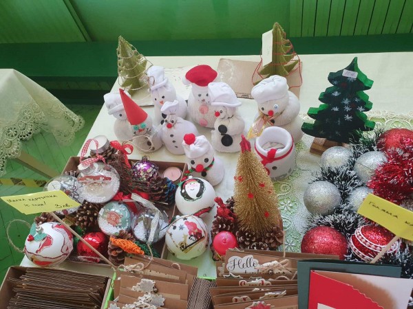 Благотворителният базар в ОУ „Св. Паисий Хилендарски“, събра 2075 лв. в подкрепа на Гита Славова