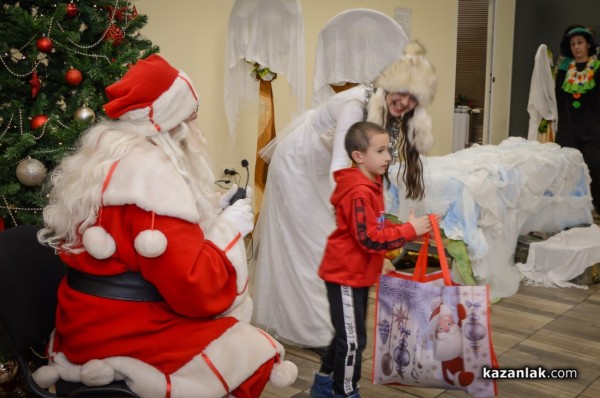 За поредна година Дядо Коледа зарадва децата на „М+С Хидравлик“ АД