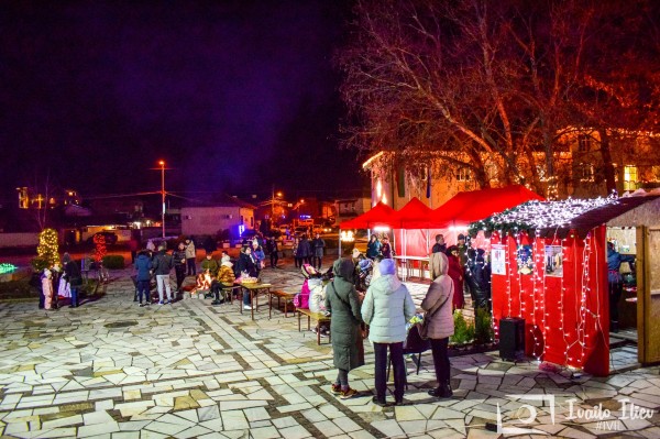 С настроение и атрактивно огнено шоу завърши базарът в Павел баня