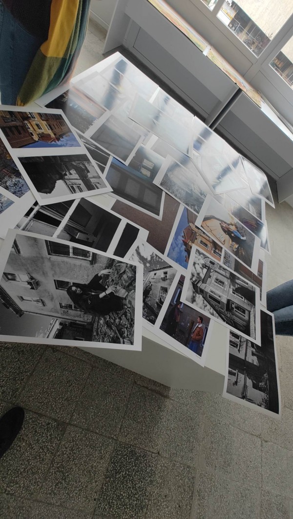 Обезлюдено градче провокира артистична изложба на млади творци от НУПИД “Акад. Дечко Узунов”