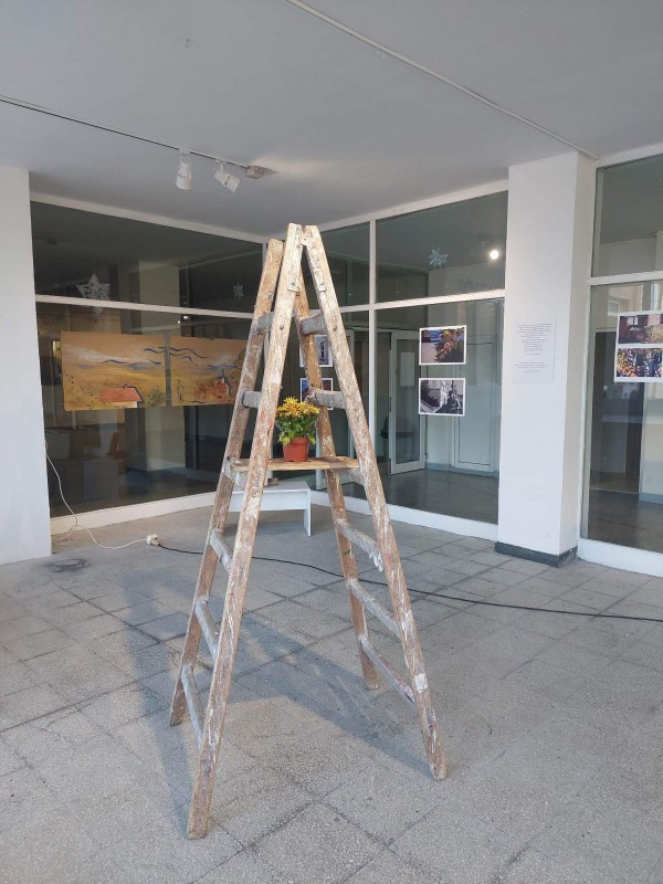 Обезлюдено градче провокира артистична изложба на млади творци от НУПИД “Акад. Дечко Узунов”