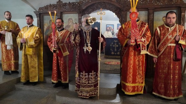 На Стефановден - митрополит Киприан служи в храм-паметник “Рождество Христово”