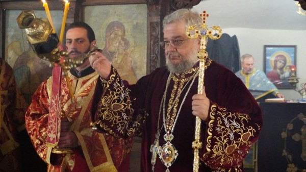 На Стефановден - митрополит Киприан служи в храм-паметник “Рождество Христово”