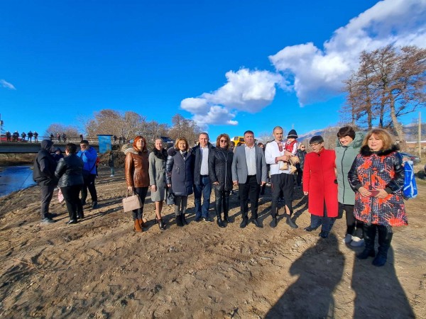 33-годишният Владимир Пенев спаси Богоявленския кръст в Павел баня 