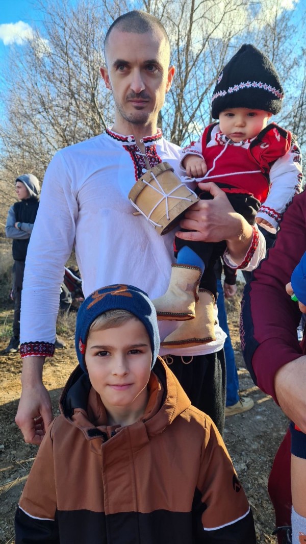 33-годишният Владимир Пенев спаси Богоявленския кръст в Павел баня 