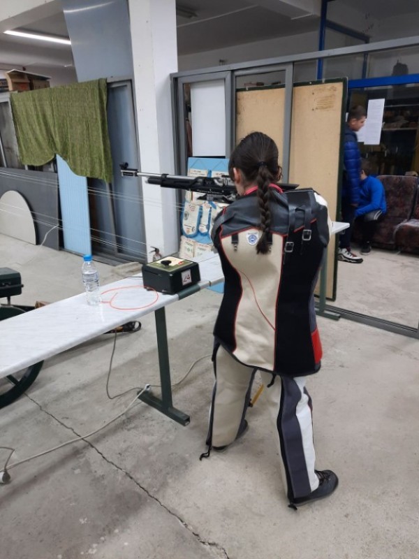 Стрелците на клуб “Севтополис“ спечелиха злато и бронз от първия за годината турнир 