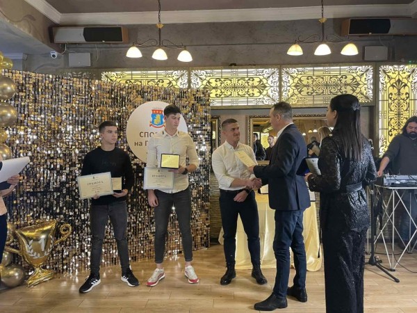 Спортист на Казанлък за 2022 г. отново е Теа Арезу от СК “Аргус ММА“ с треньор Красимир Аладжов