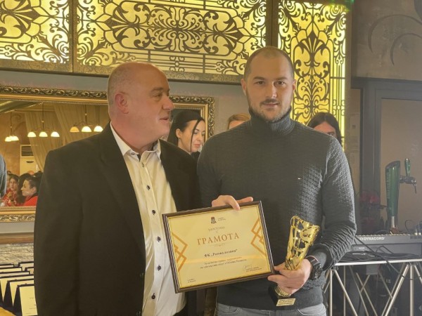 Спортист на Казанлък за 2022 г. отново е Теа Арезу от СК “Аргус ММА“ с треньор Красимир Аладжов