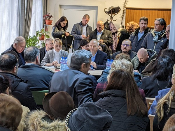 Министър Карамфилова ще проверява проекта на Кастамону, ако решението на РИОСВ бъде обжалвано