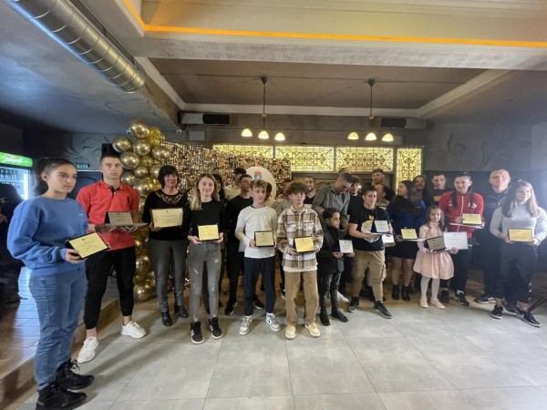 Спортист на Казанлък за 2022 г. отново е Теа Арезу от СК “Аргус ММА“ с треньор Красимир Аладжов