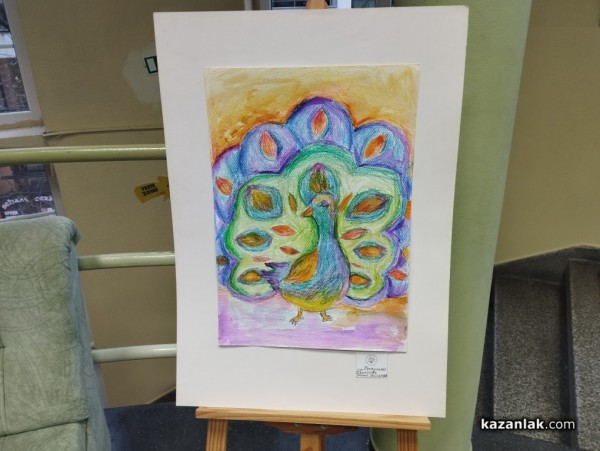 Откриха изложбата „Пъстър свят” дело на талантливите художници от ателие „Пъстроцвет”