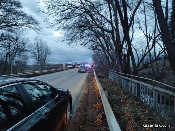Тежка катастрофа близо до разклона за Дунавци