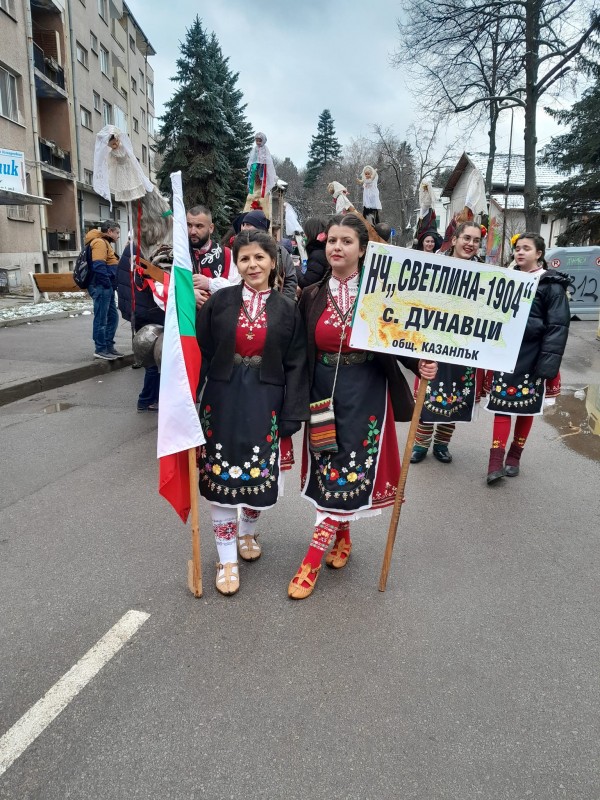 Фестивалът Сурва донесе пет отличия за кукерските групи от региона