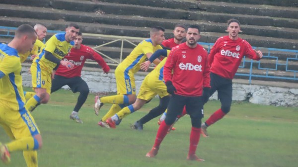 Розите разгромиха Димитровград с четири гола