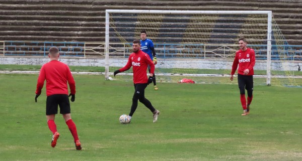 Розите разгромиха Димитровград с четири гола