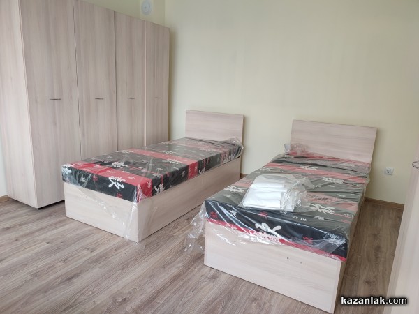 Кметът Галина Стоянова връчи ключовете на първите новодомци в новите социални жилища