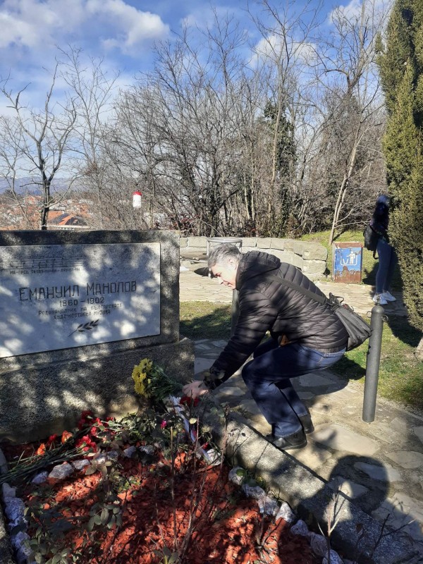 Казанлък отбеляза 121 години от смъртта на композитора Емануил Манолов