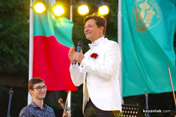 Записването за третото издание на Академия Роза започна. Тази година талантите ще свирят и в Пловдив