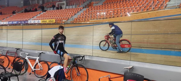 Колоездачите Павел Димитров и Кевин Хаджиев спечелиха сребро и бронз в Пловдив 