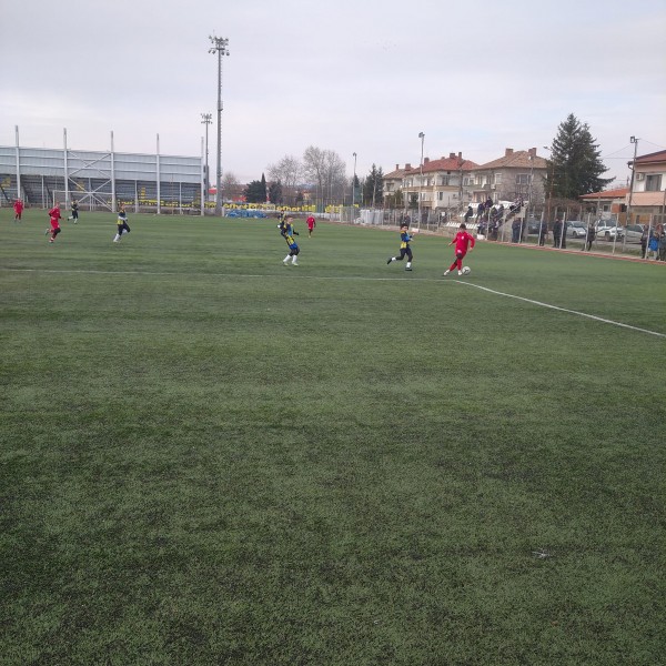 Розичките, набор 2010-11, с две победи през изминалия уикенд