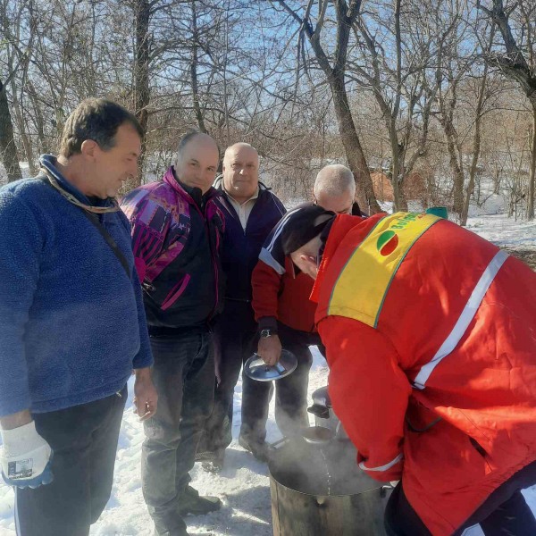 За поредна година град Шипка спази традицията си за Трифон Зарезан